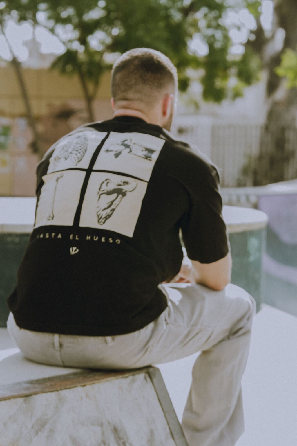 Playeras streetwear urbana negra URBONE - Composición