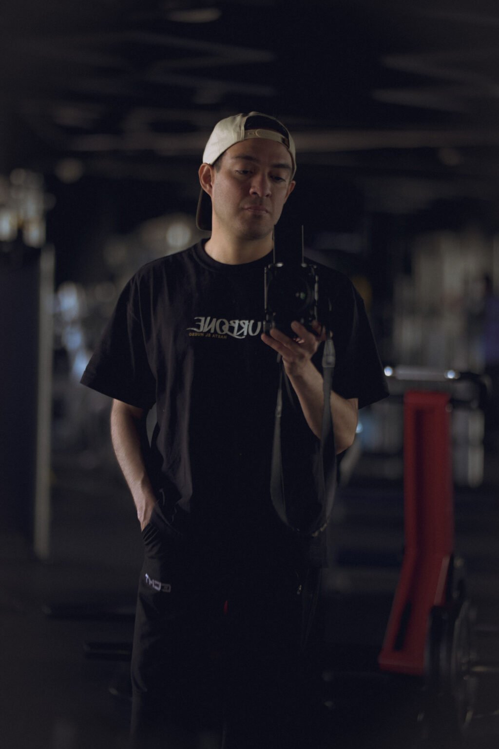 Playera streetwear urbana negra URBONE - Hasta el Hueso