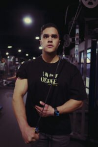 Playera streetwear urbana negra URBONE